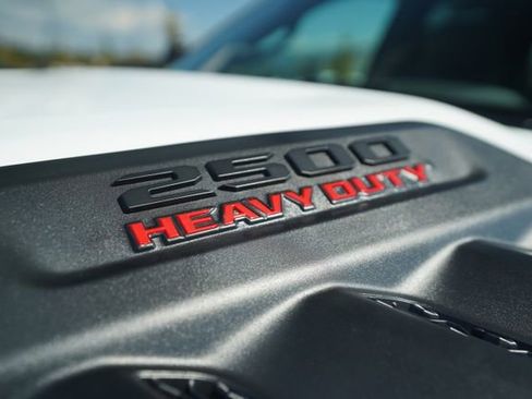 New 2026 RAM 2500 Laramie AWD/4WD image 39