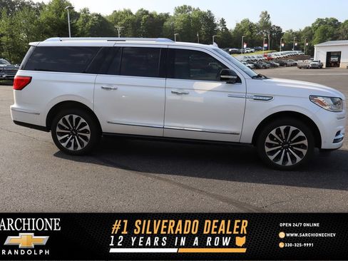 Used 2019 Lincoln Navigator L Reserve AWD/4WD image 1