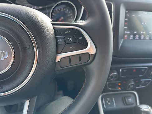 Certified 2021 Jeep Compass Latitude image 21