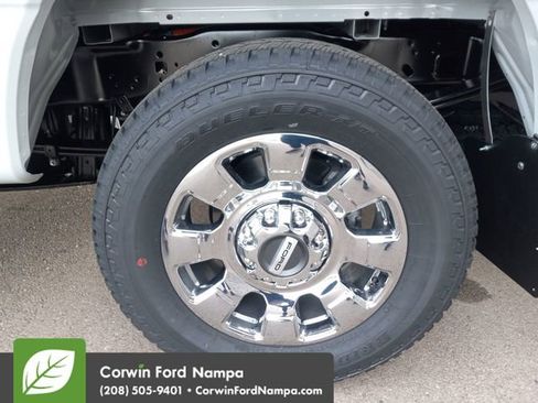 New 2026 Ford F250 Lariat w/ Chrome Package image 33