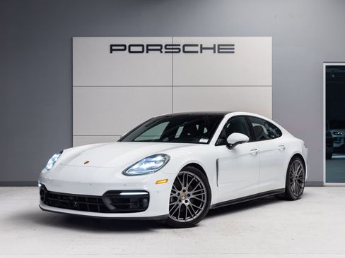 Certified 2023 Porsche Panamera 4 Platinum Edition AWD/4WD image 1