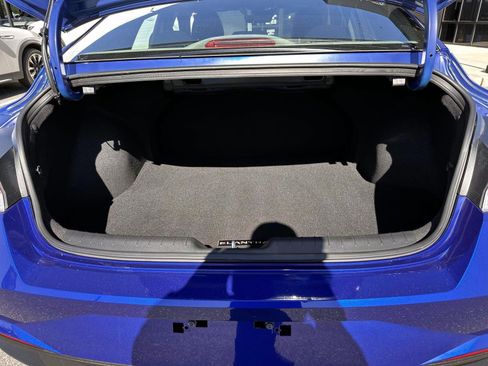 Used 2023 Hyundai Elantra SEL w/ Cargo Package FWD image 8