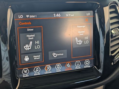 Used 2021 Jeep Compass Limited FWD image 28