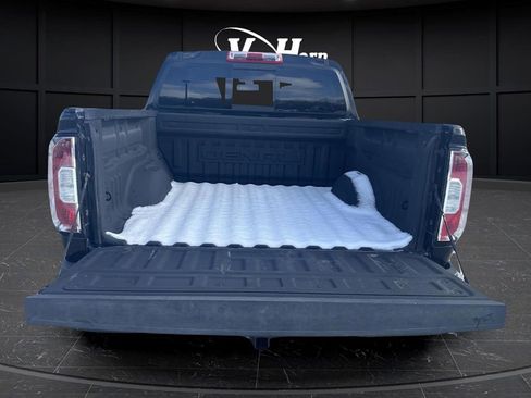 Used 2020 GMC Canyon Denali image 14