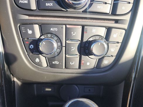 Used 2016 Buick Cascada Premium image 25