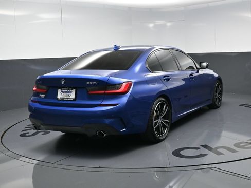 Used 2019 BMW 330i xDrive Sedan w/ M Sport Package AWD/4WD image 9