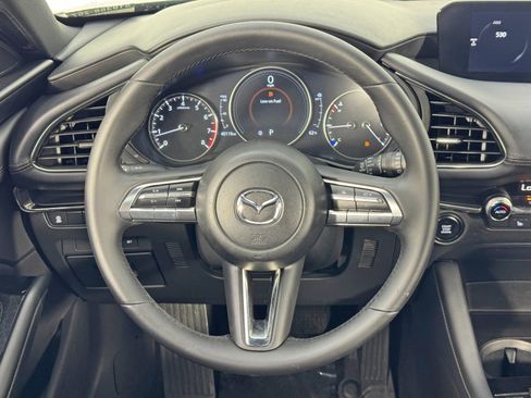 Used 2022 MAZDA MAZDA3 s image 19