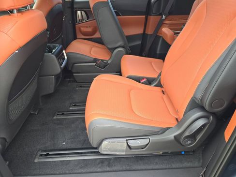 New 2026 Kia Carnival SX Prestige FWD image 17
