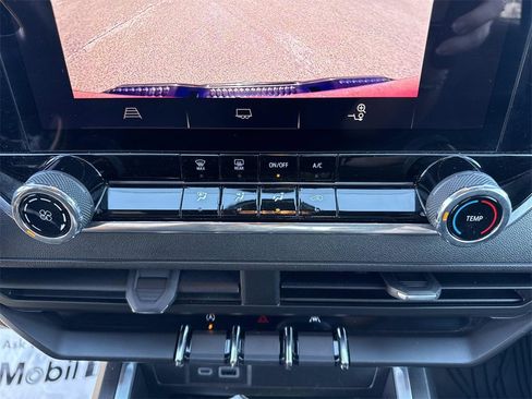 Used 2024 Chevrolet Colorado Trail Boss w/ Advanced Trailering Package image 19