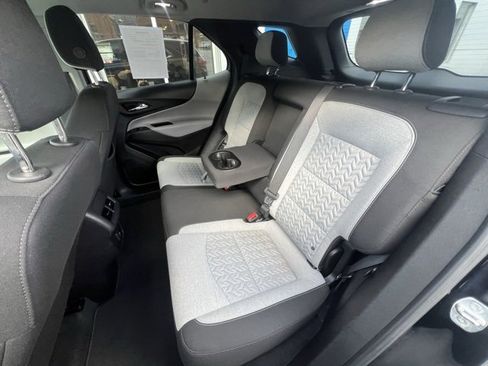 Used 2023 Chevrolet Equinox LT image 18
