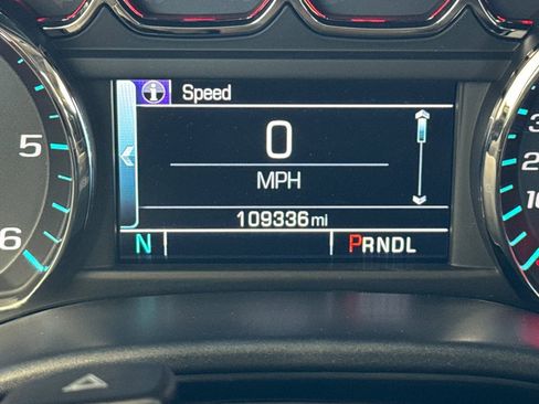 Used 2017 Chevrolet Silverado 1500 LT w/ All Star Edition RWD image 9