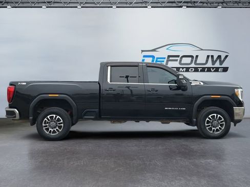 Used 2023 GMC Sierra 2500 SLE w/ SLE Value Package; image 2