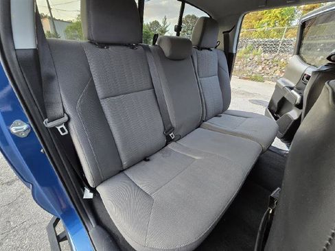 Used 2017 Toyota Tacoma SR5 w/ Tow Package RWD image 24