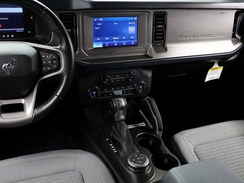 Used 2023 Ford Bronco Outer Banks image 15