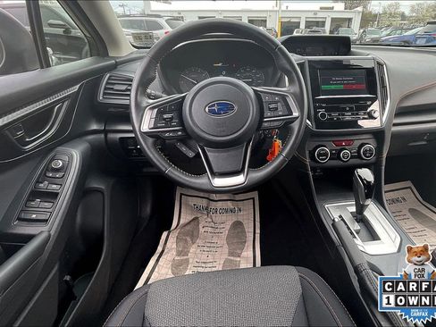 Used 2023 Subaru Crosstrek 2.0i Premium image 5