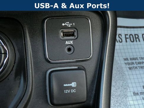 Used 2020 Jeep Compass Trailhawk AWD/4WD image 14