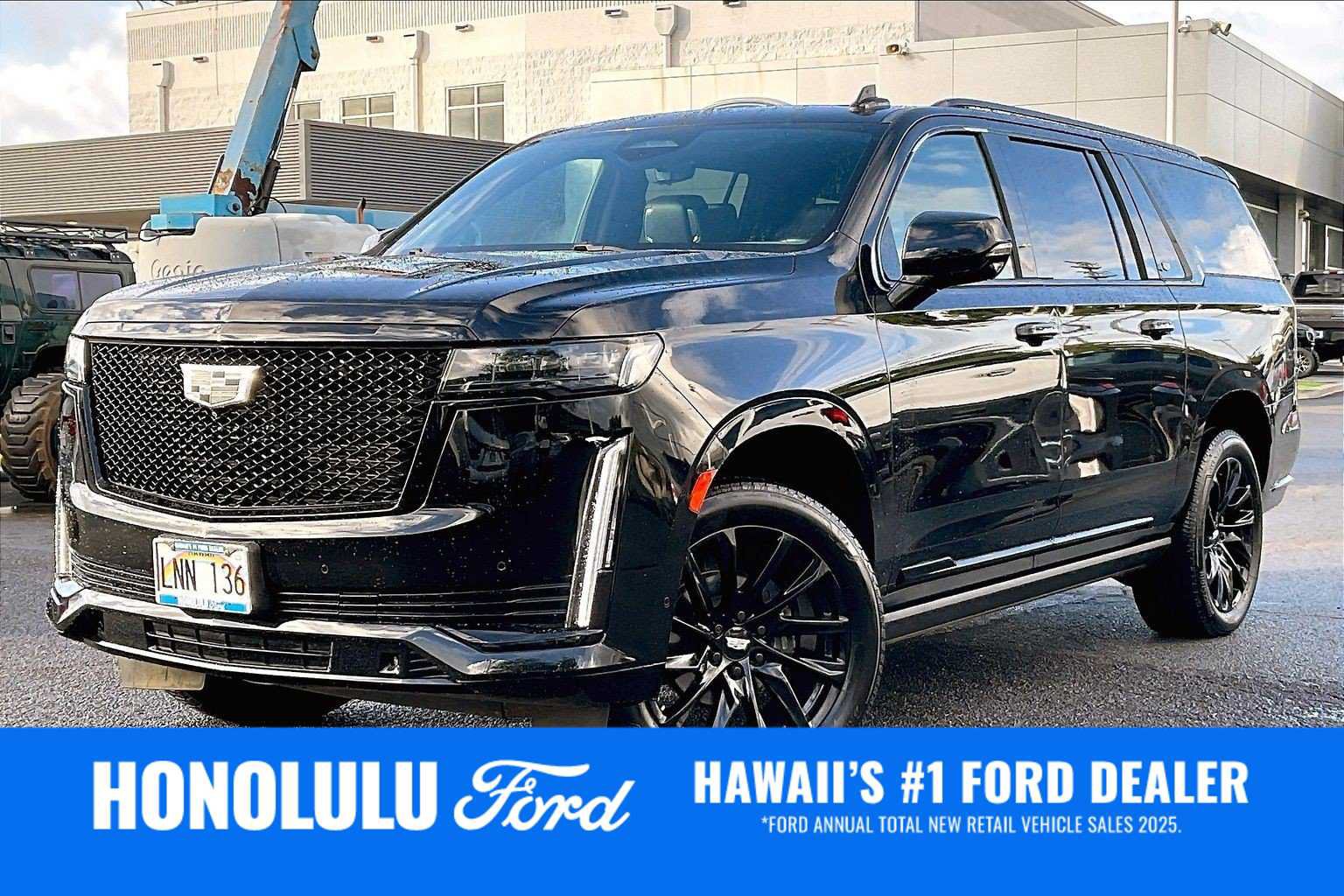 Used 2021 Cadillac Escalade ESV Sport Platinum w/ LPO, ONYX Package AWD/4WD image 1