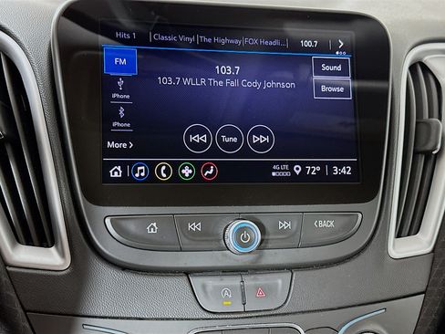 Used 2023 Chevrolet Malibu LT FWD image 14