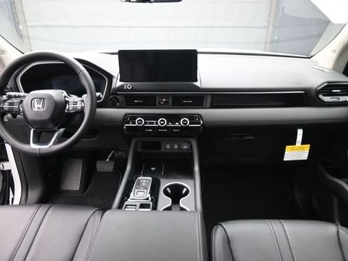New 2026 Honda Pilot Touring image 27