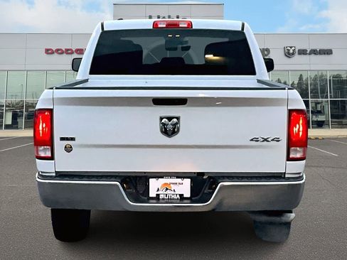 Used 2021 RAM 1500 Classic SLT image 5