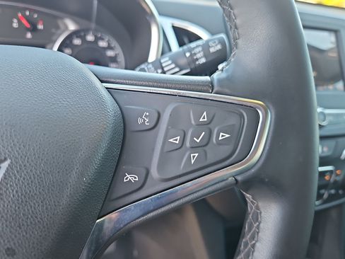 Used 2024 Chevrolet Equinox LT image 23