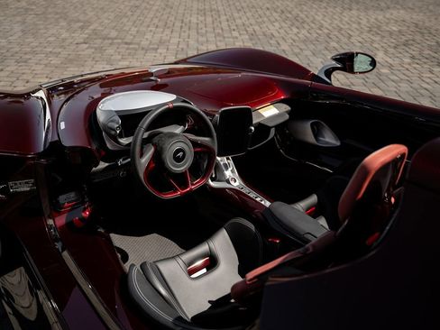 Used 2021 McLaren Elva image 8