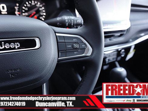 New 2026 Jeep Compass Latitude image 26