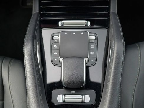 Used 2024 Mercedes-Benz GLS 450 4MATIC image 43