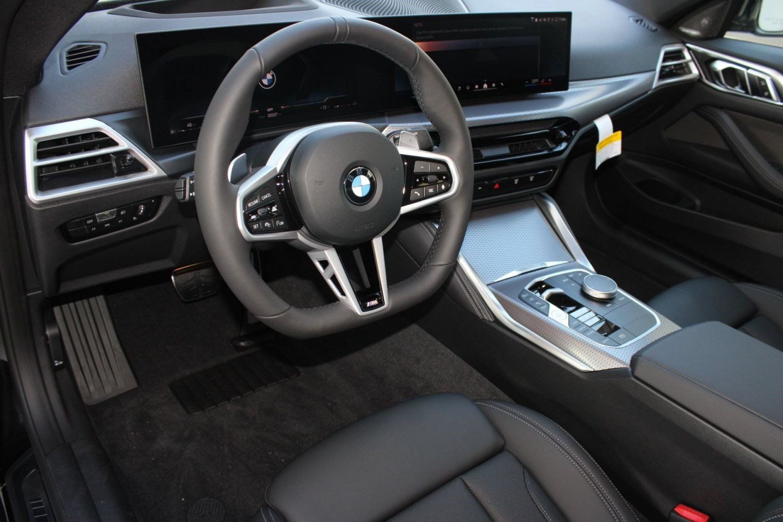 Used 2026 BMW 430i xDrive Coupe w/ M Sport Package AWD/4WD image 4