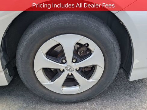 Used 2013 Toyota Prius Three FWD image 9