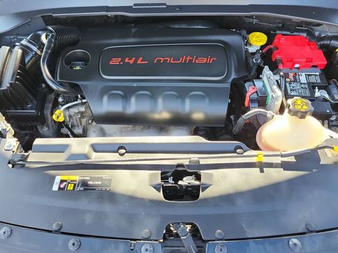 Used 2019 Jeep Compass Limited image 29