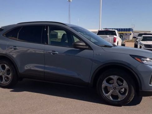 Used 2026 Ford Escape ST-Line AWD/4WD image 3