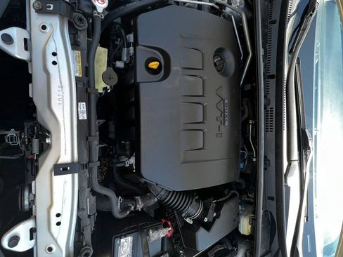 Used 2019 Toyota Corolla SE FWD image 23