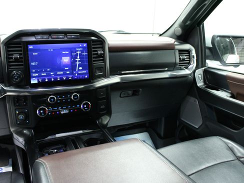 Used 2021 Ford F150 Lariat w/ Equipment Group 502A High image 19