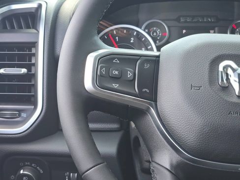 New 2026 RAM 3500 Big Horn AWD/4WD image 33