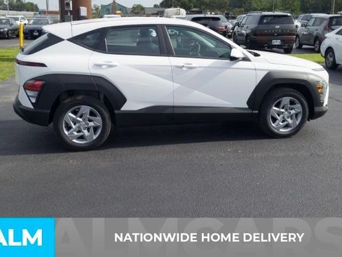 Used 2026 Hyundai Kona SE FWD image 4