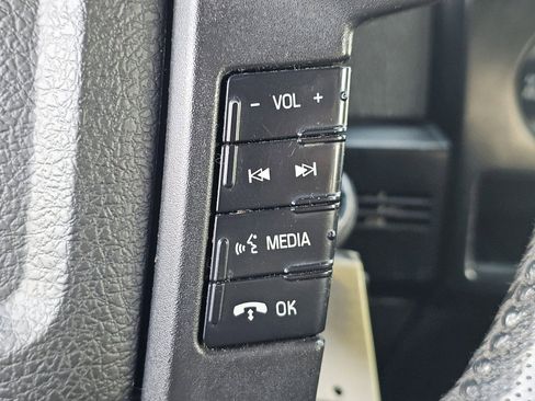 Used 2011 Ford F150 Raptor image 14