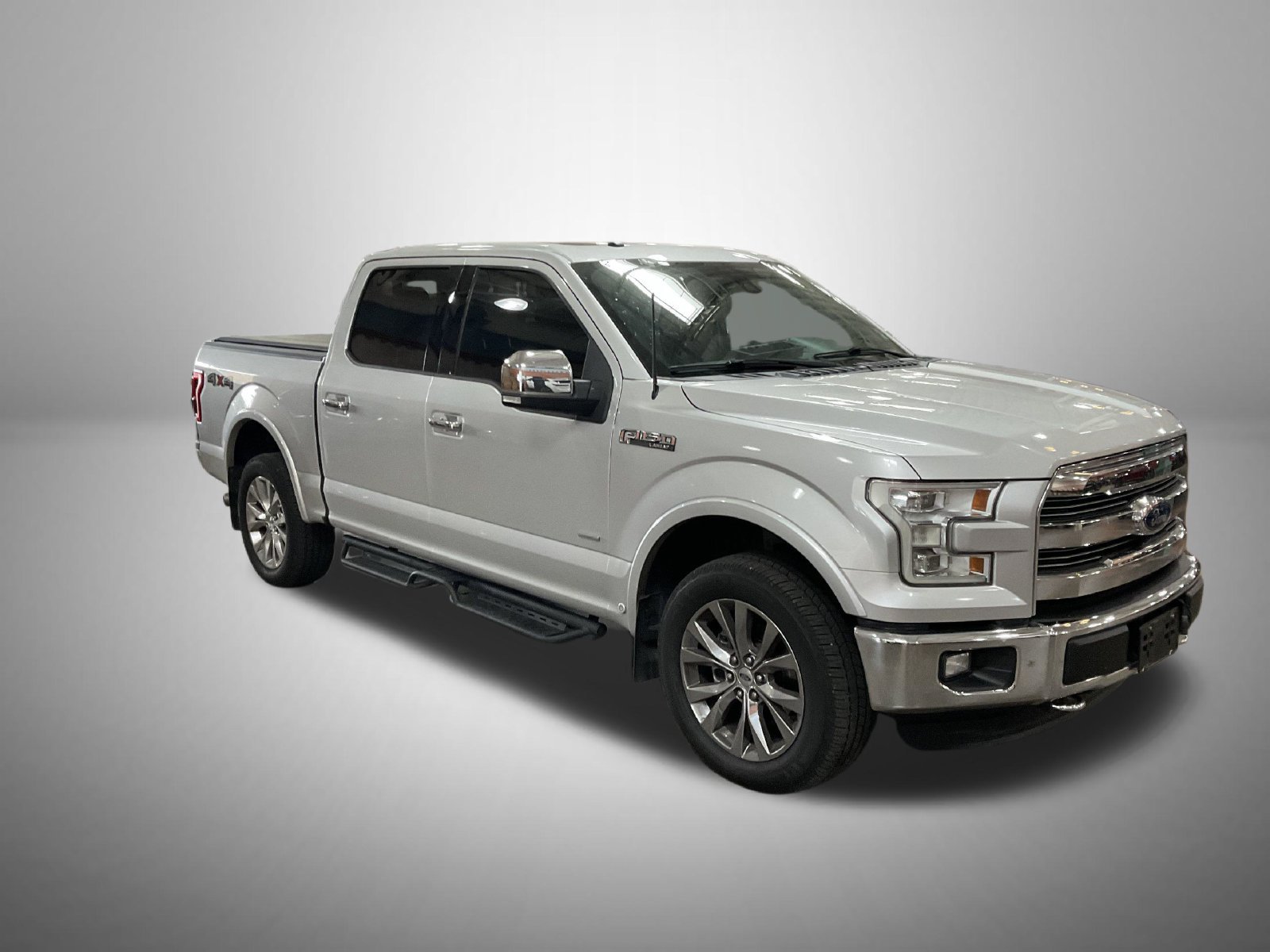 Used 2016 Ford F150 Lariat w/ Equipment Group 502A Luxury AWD/4WD image 4