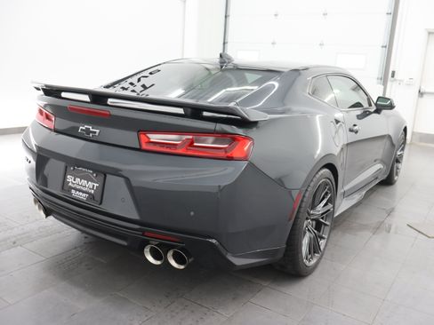 Used 2017 Chevrolet Camaro ZL1 RWD image 5