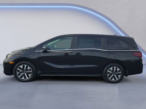 New 2026 Honda Odyssey EX-L image 2