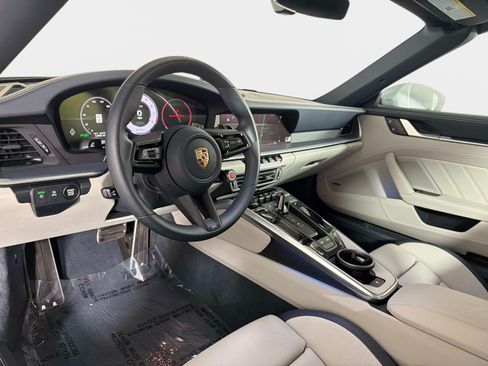 Used 2026 Porsche 911 Targa 4 GTS AWD/4WD image 32