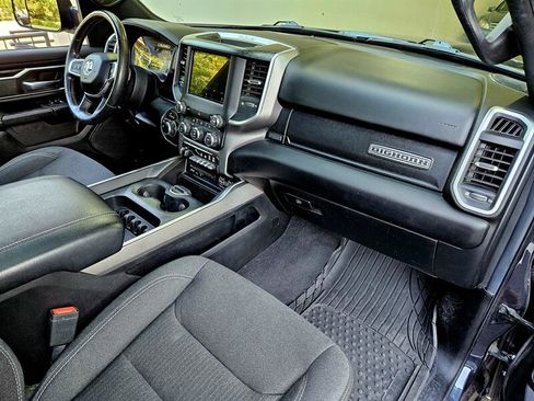 Used 2019 RAM 1500 Big Horn AWD/4WD image 19