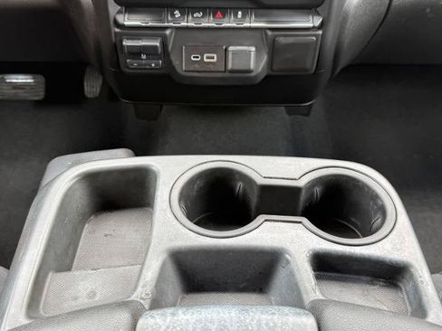 Used 2021 Chevrolet Silverado 1500 Custom Trail Boss w/ Safety Confidence Package AWD/4WD image 19