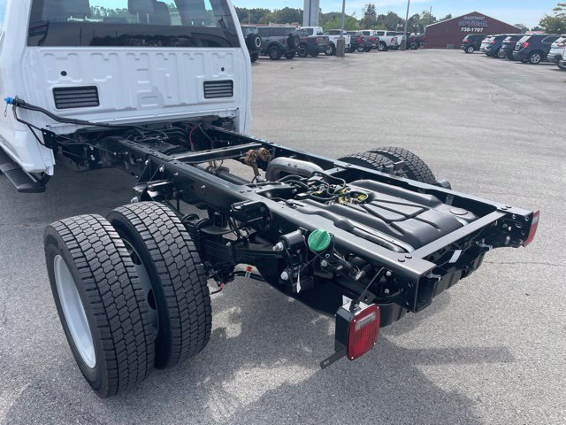 New 2027 Ford F550 4x4 Supercab Super Duty image 13