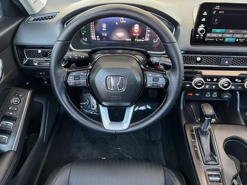 Used 2024 Honda Civic Touring image 11