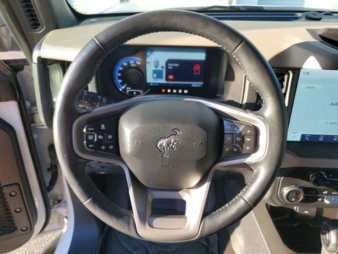 Used 2024 Ford Bronco Wildtrak AWD/4WD image 19
