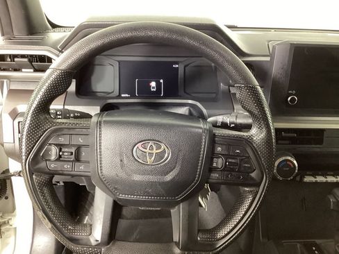 Used 2024 Toyota Tacoma SR5 AWD/4WD image 14