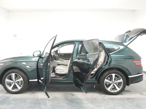 Used 2022 Genesis GV80 2.5T w/ Advanced Package 02 image 33