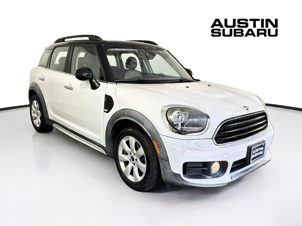 Used 2017 MINI Cooper Countryman FWD image 1