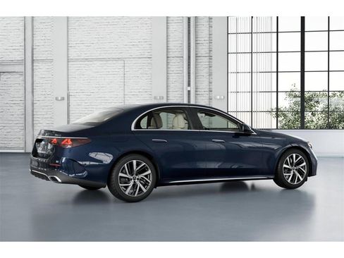 New 2026 Mercedes-Benz E 450 4MATIC Sedan image 19